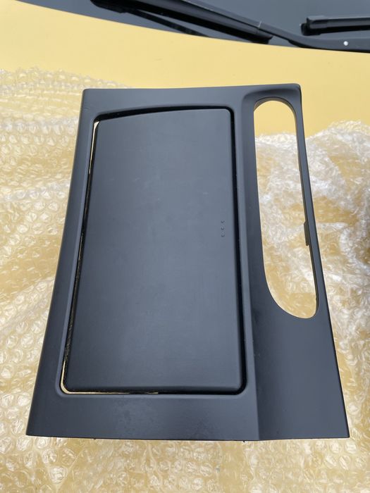 Панель ручки кпп, прикурювач, центральна консоль мазда 6