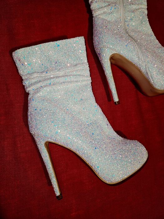 42 43 Блискучі ботильйони білі сапожки жіночі високий каблук