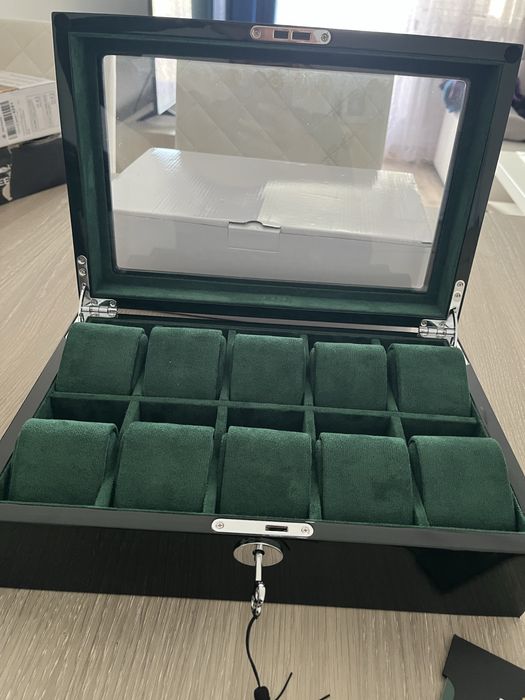 Box/ kuferek na zegarki