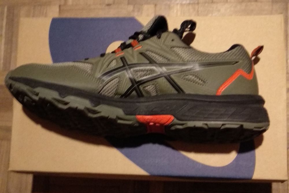 Tênis ASICS Gel-venture 8 tamanho 45