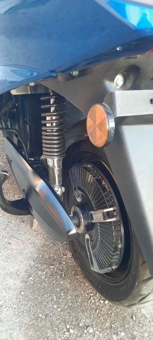 Продам электроскутер ядеа ем 215