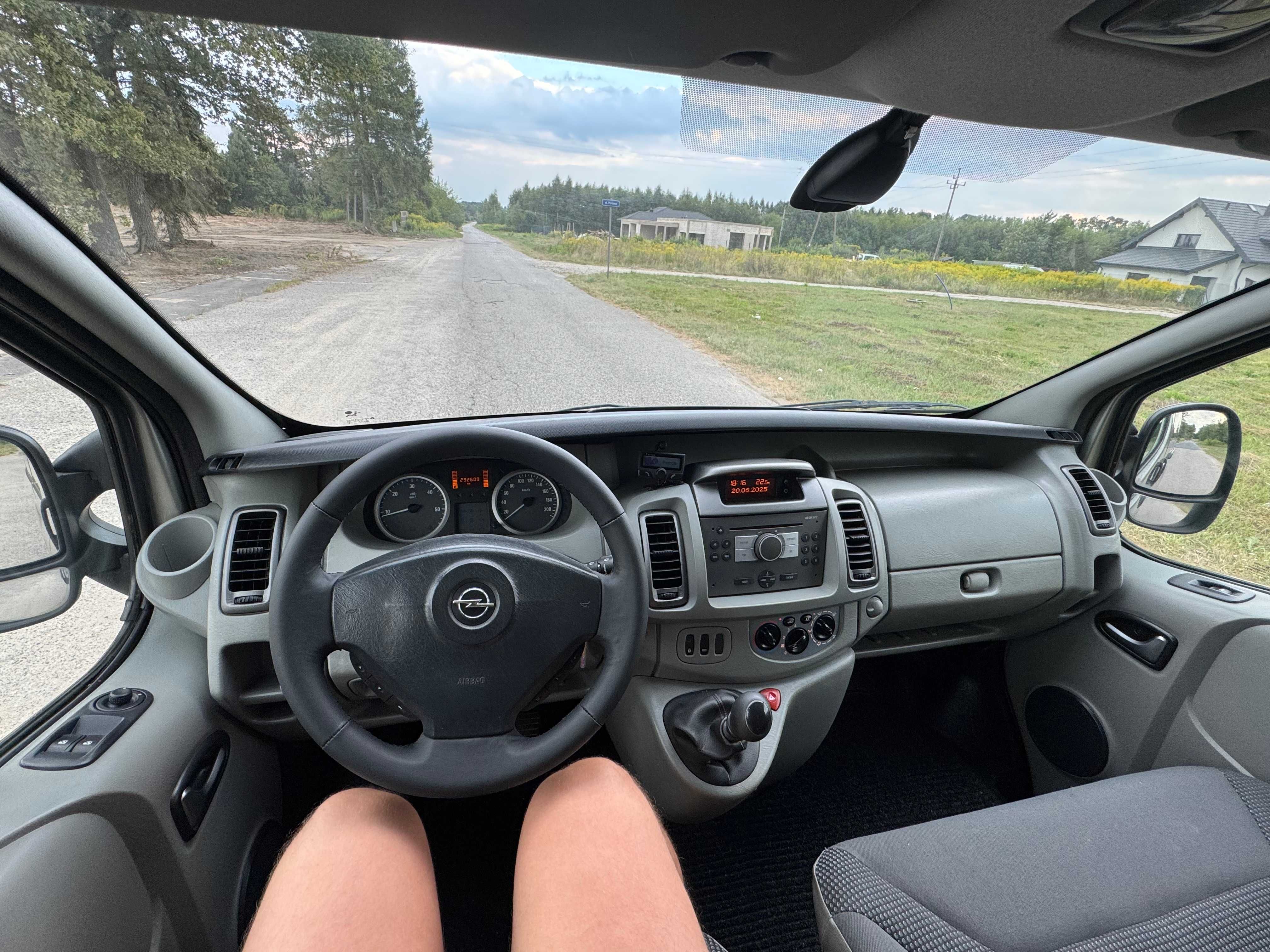 OPEL VIVARO*L2H1*100%oryginał*Klima*3 osoby*dobre auto