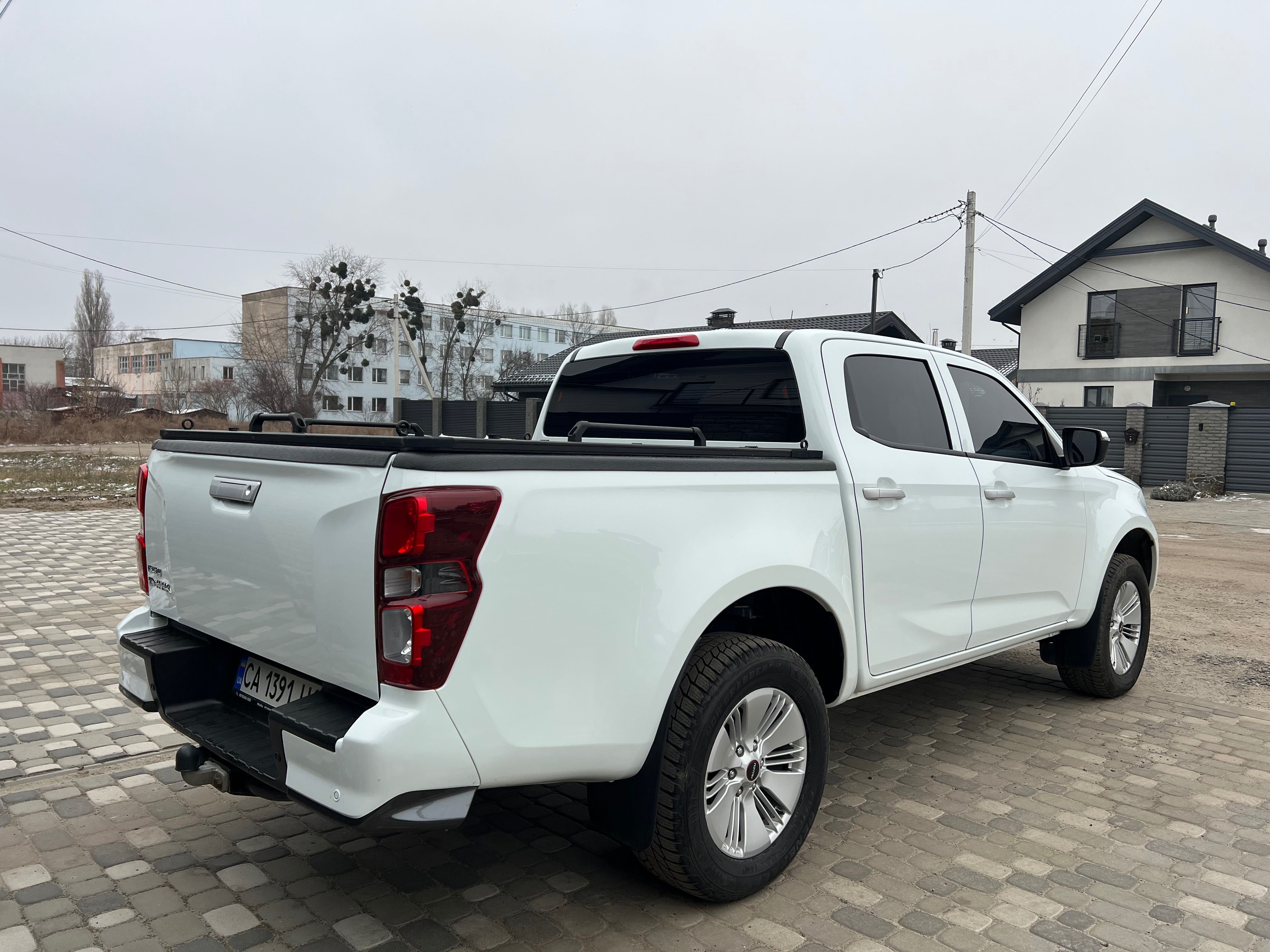 Автомобіль Isuzu D-Max