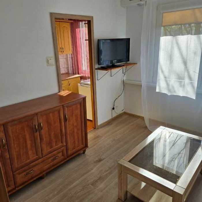 Wynajmę mieszkanie, 2 pokoje,2 piętro z windą,ul wyzwolenia,V osiedle.