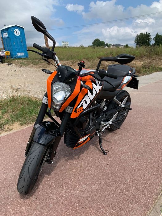 KTM Duke KTM Duke 125 stan idealny!