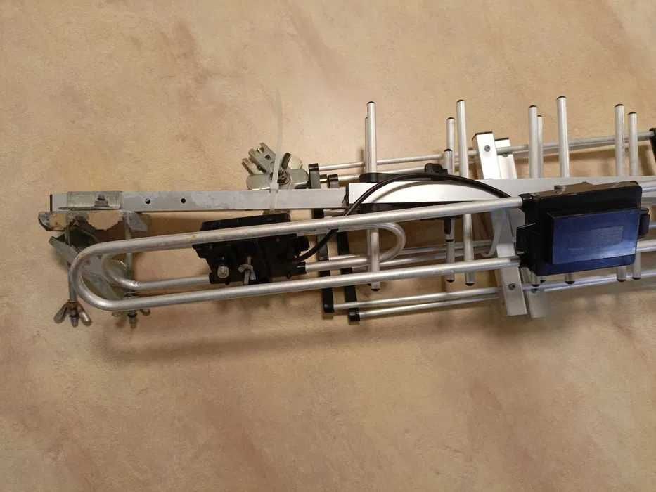 Pasywna ANTENA FILTR LTE DVB-T2 Kierunkowa MUX8 4K