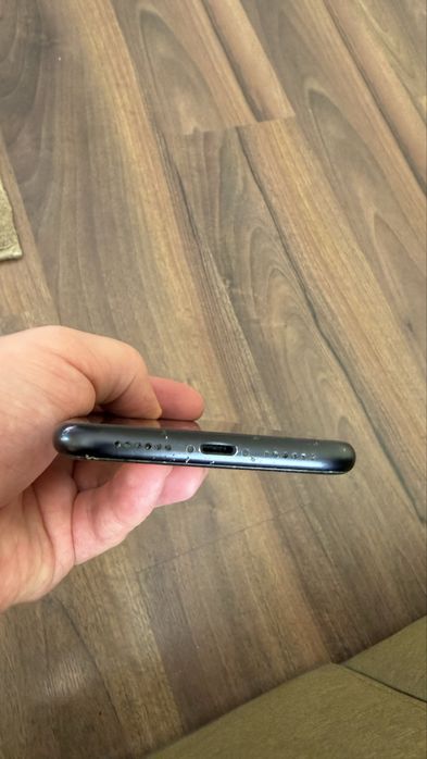 iPhone XR 64GB Dual SIM