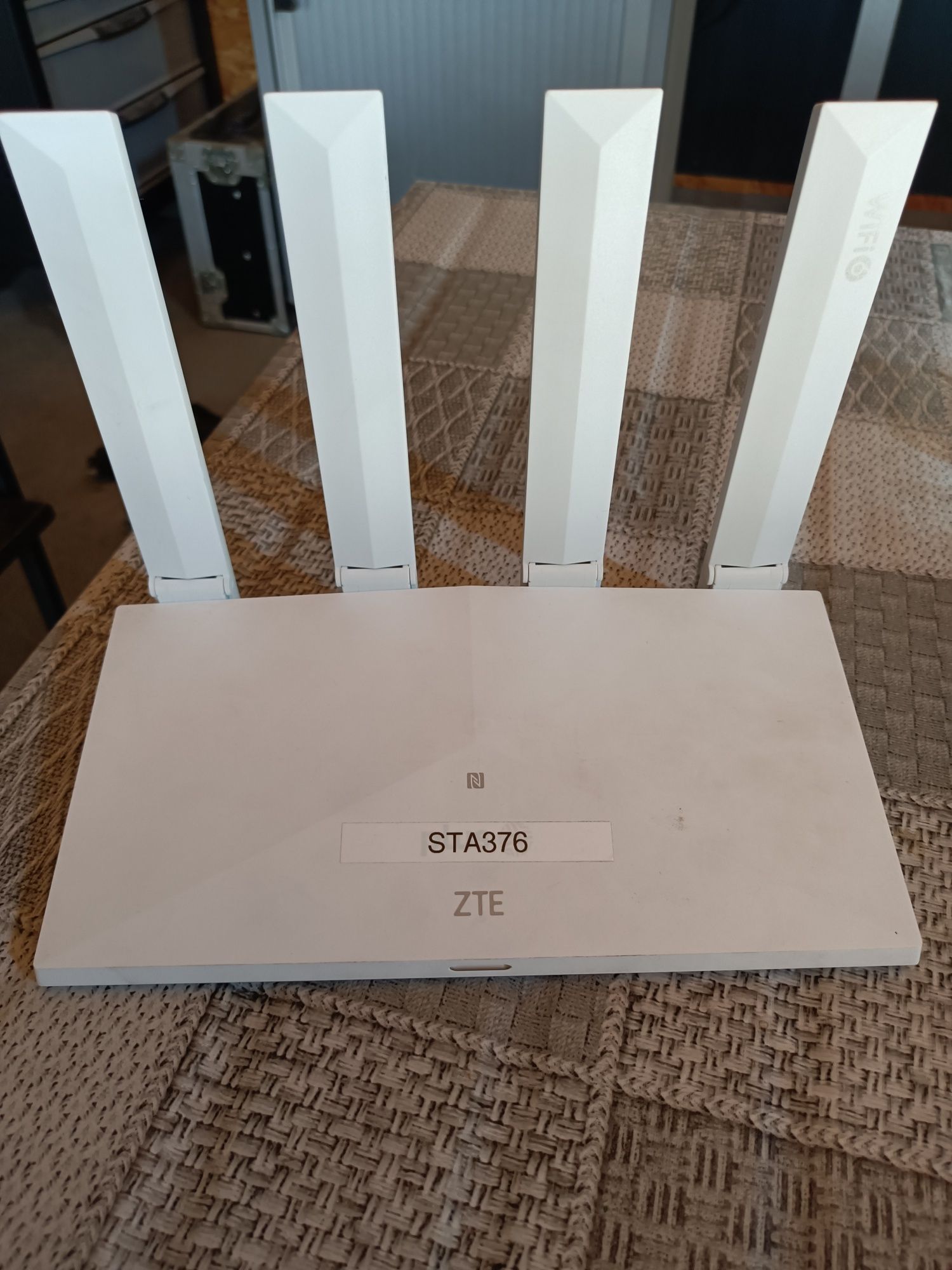 Sprzedam router wifi ZTE T3000