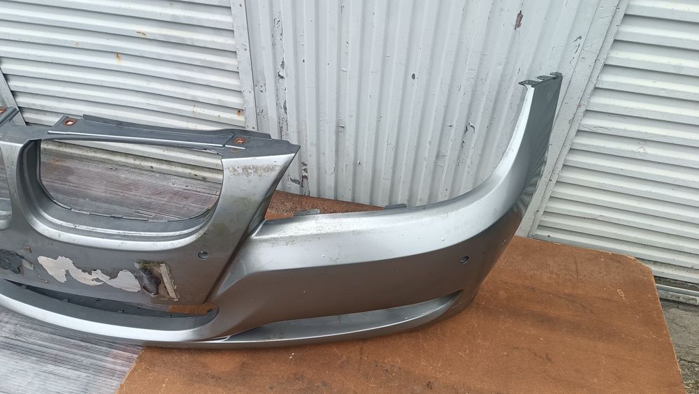 Vendo parachoque de frente BMW 3 series E90 91 LCI ano 2007/09