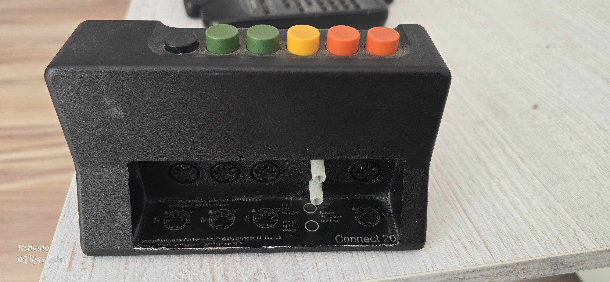 Rozdzielacz audio vintage hifi Stereo Renomowanej firmy Canton