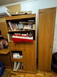 Комплект мебели в детскую шкаф, письменный стол, комод