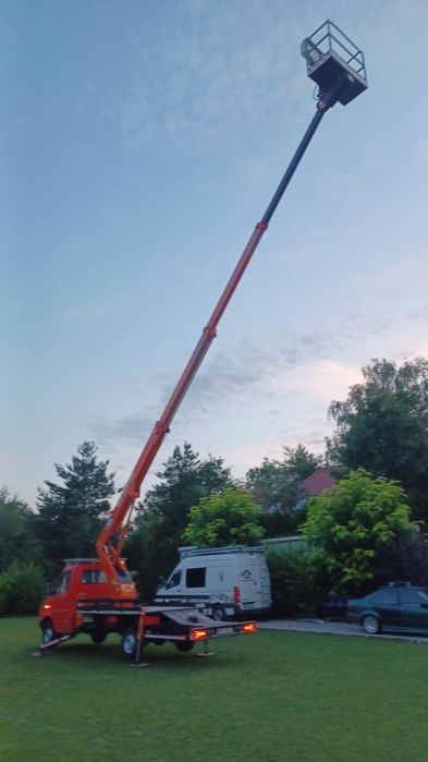 Podnośnik koszowy GSR 200T na podwoziu Mercedes Sprinter