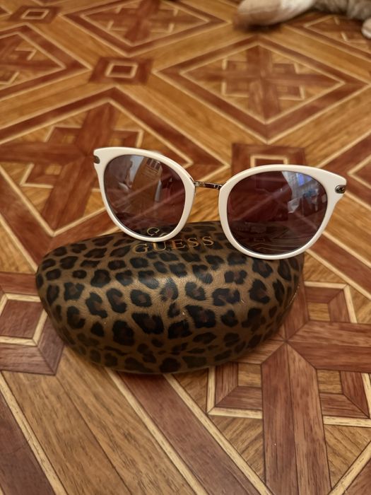 Guess окуляри сонцезахисні зеркальні