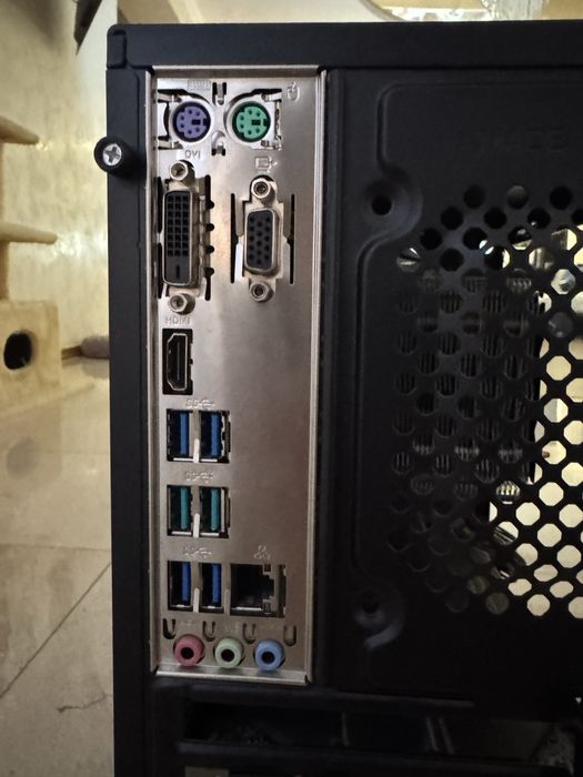 Компʼютер на базі RTX2060, Ryzen 5 3600, 16GB, 1TB.