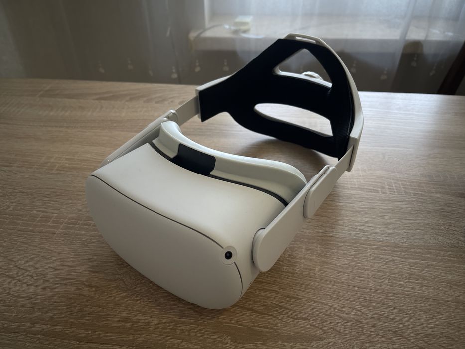 Meta Oculus Quest 2 64Gb