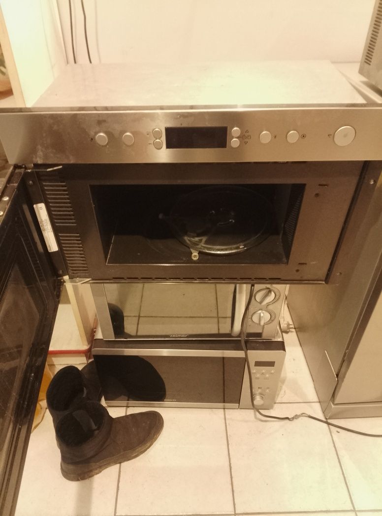 Mikrofala z piekarnikiem elektrycznym