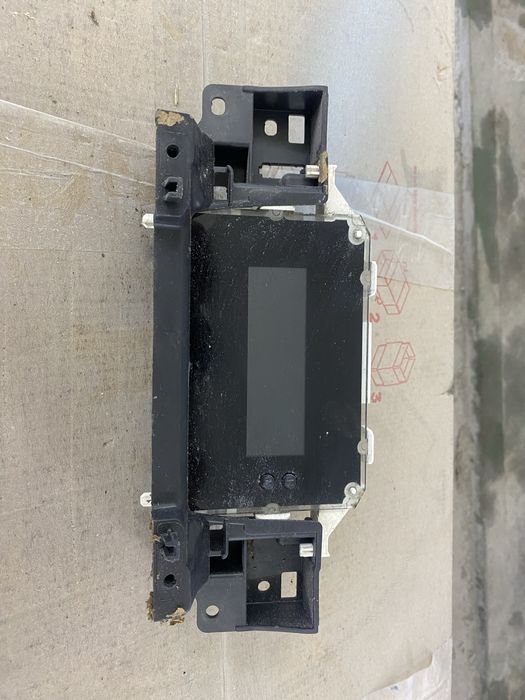 Центральні консолі на Ford Focus 3