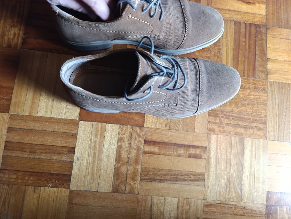 Sapatos quase novos impecáveis