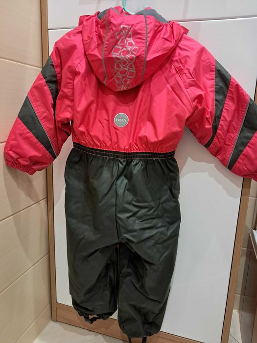 Sprzedam zimowy kombinezon Lassie dla dzieci.