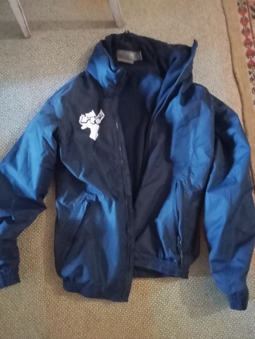 Курточки на мальсика 8-10 лет.