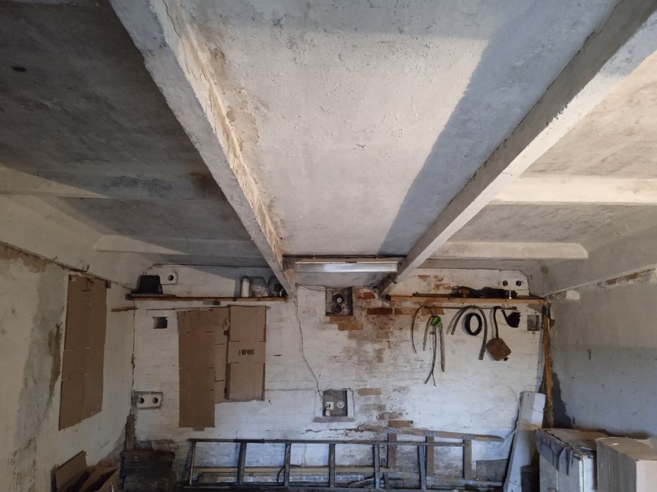 Гараж у кооперативі "Байкал"
погріб, см