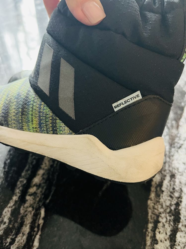 Adidas kozaki trzewiki dla dziecka r. 26