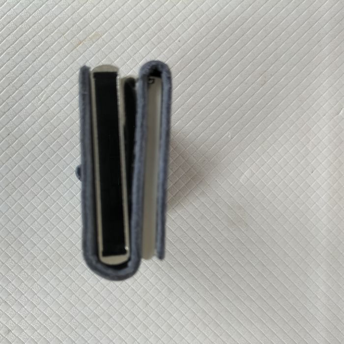 Carteira em pele porta cartões