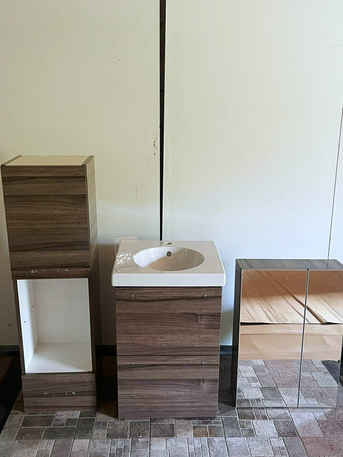 Комплект мебели для ванной Marcella