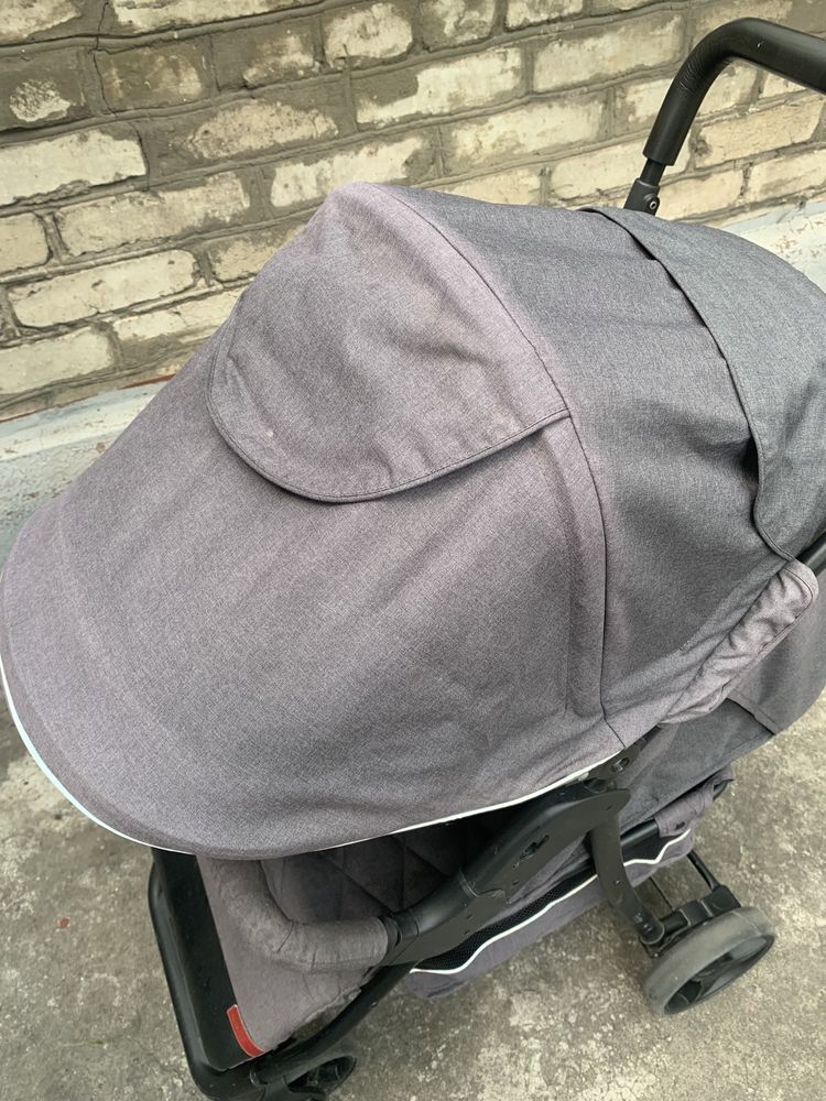 Прогулочная коляска Carrello Forte