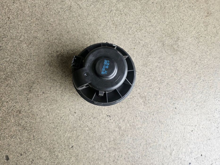 Dmuchawa wentylator nawiewu 3M5H-18456-AD Ford Focus Mk2
