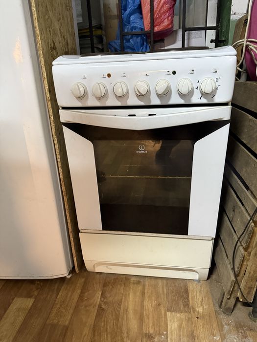 Плита электро в рабочем состоянии