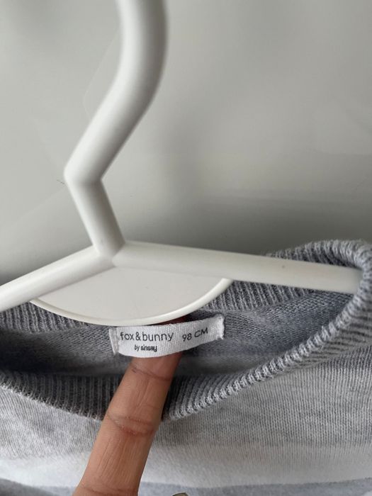 Sweter rozmiar 98 cm marki sinsay