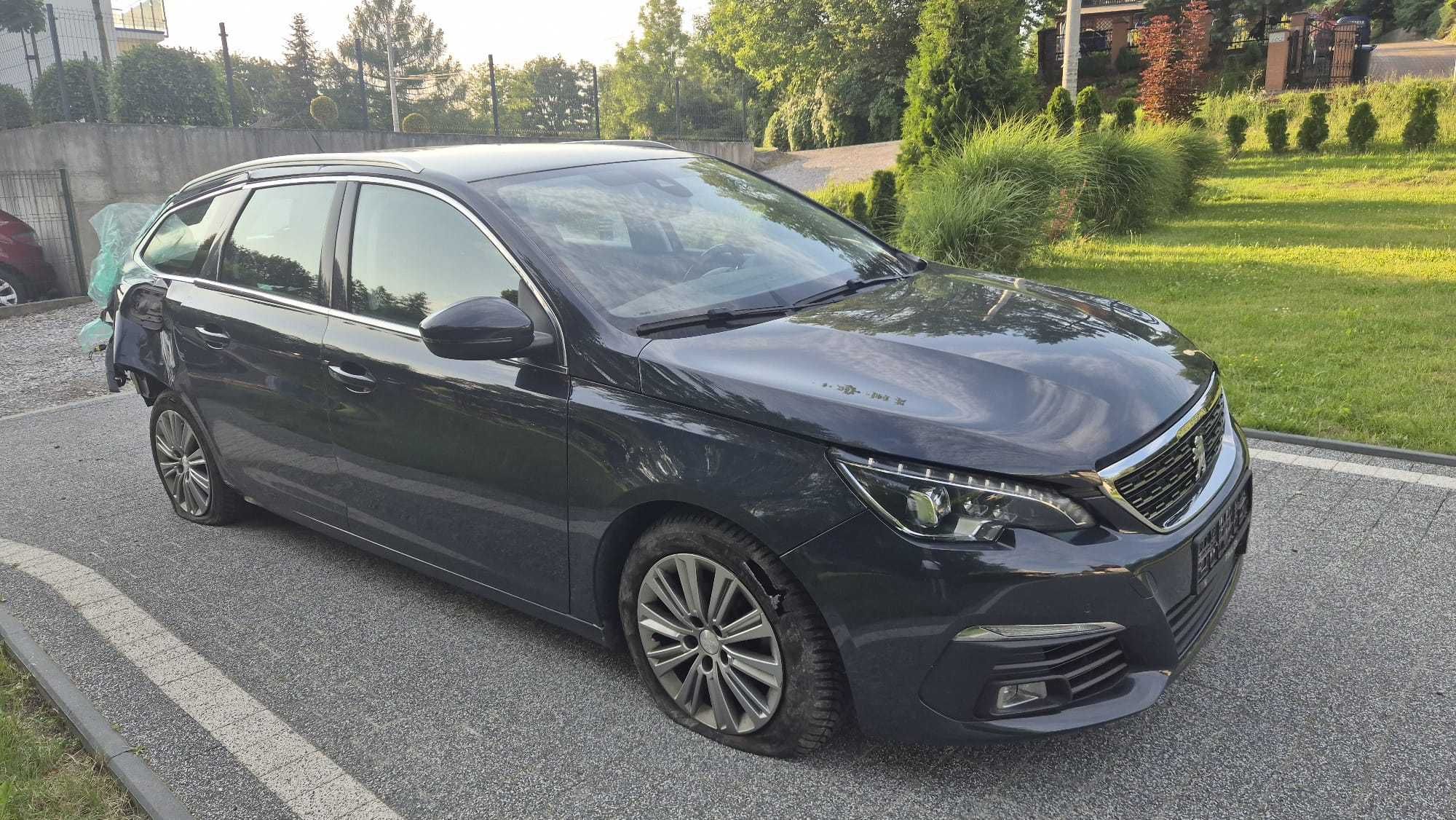 Peugeot 308 11/2019r, podgrzewane siedzenia, AUTOMAT