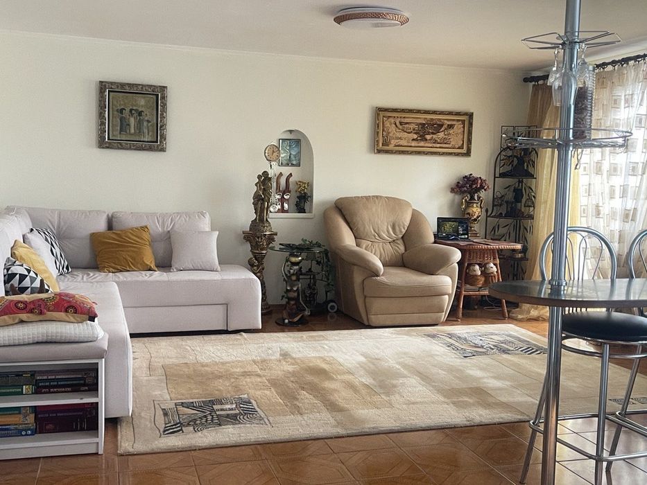 Продам квартиру в центре горада