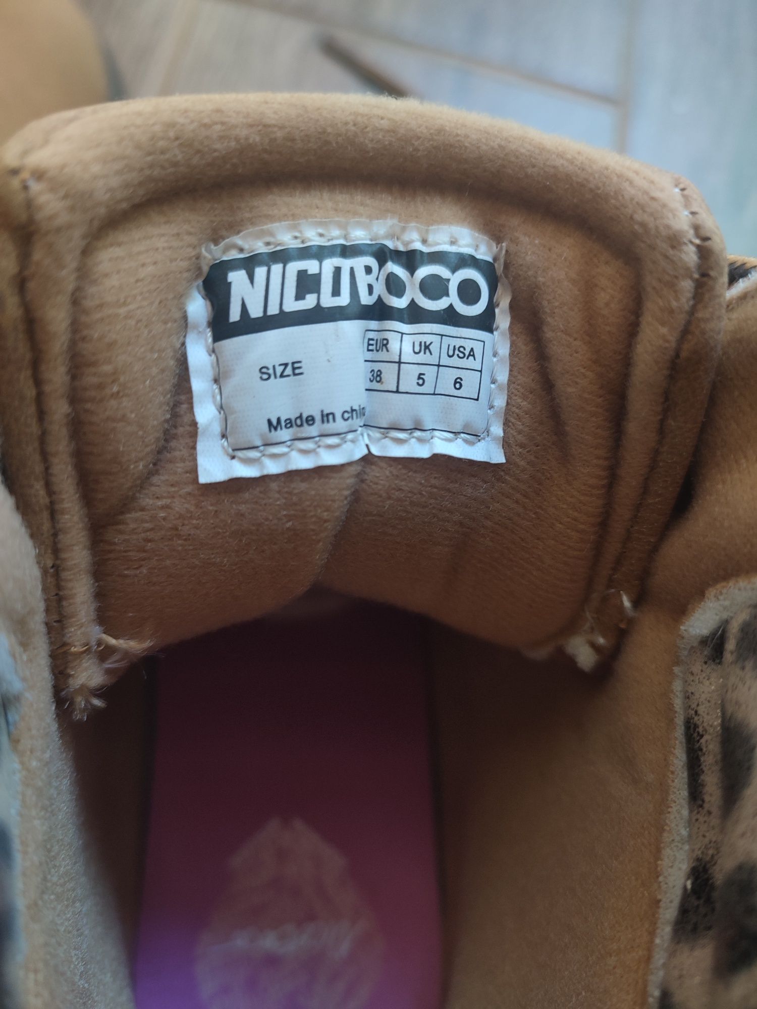 Botas Nicoboco; Tamanho 38