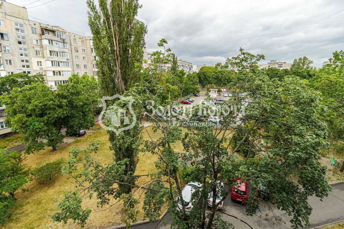 Квартира, 2к. Під ремонт. Мілютенка, 26, Лісовий м-в, Деснянський р-н
