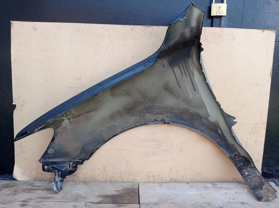 Hyundai Santa Fe II крило