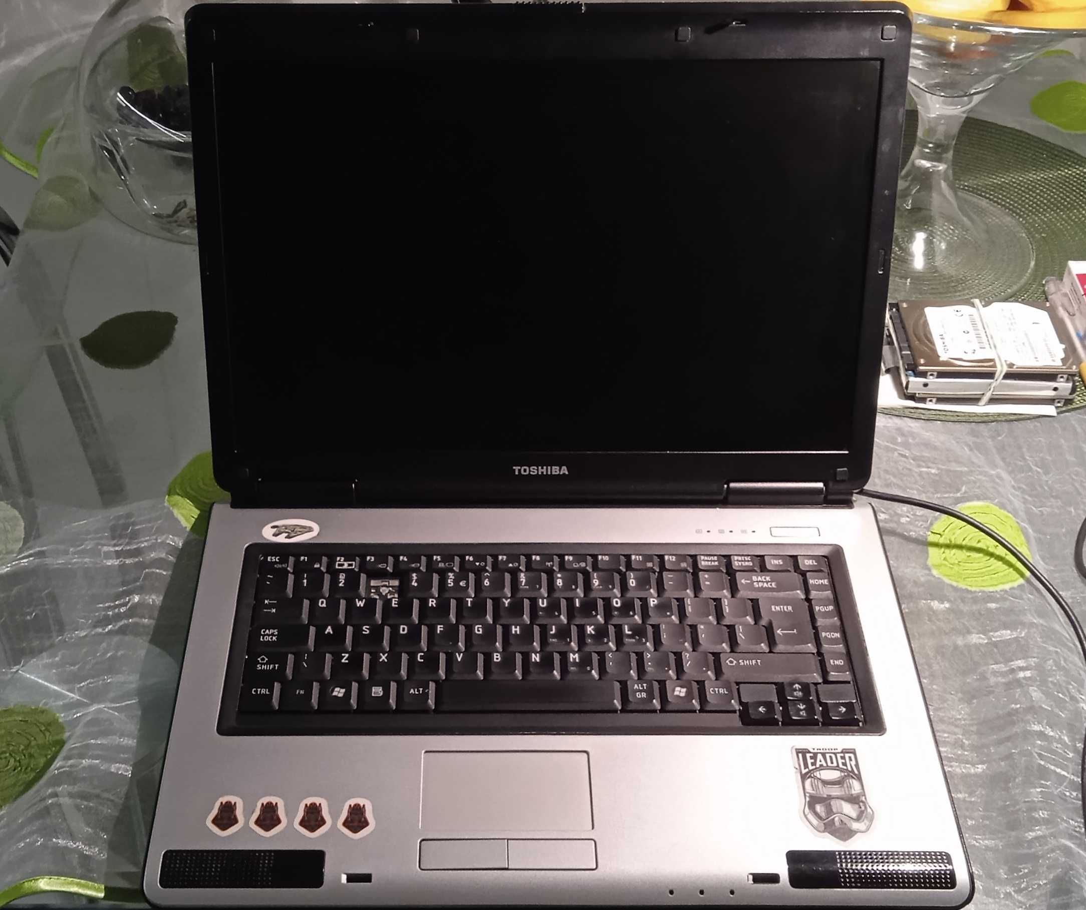 Laptop Toshiba Satellite L40-12X 17""