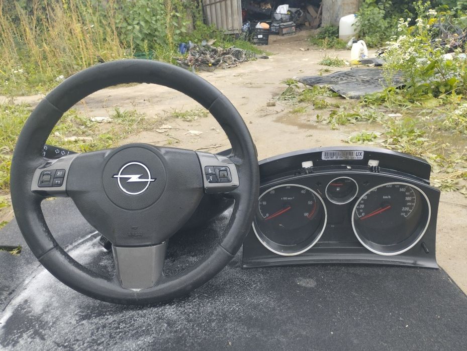 Продам руль OPEL ASTRA H, ZEFIRA B 2005-12р