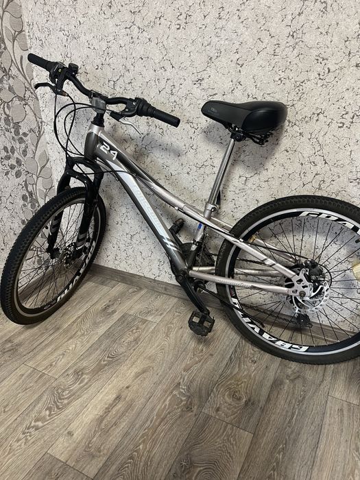Продам велосипед колеса 24