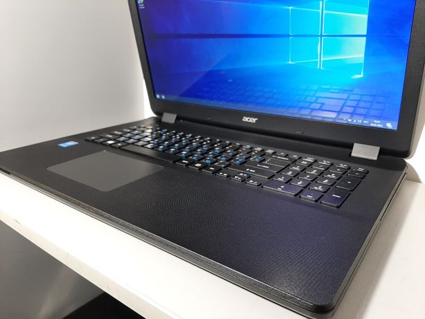 Acer ES1-711 17.3" Intel Pentium N3540 2.66ГГц 8Гб 500Гб  батарея 5год