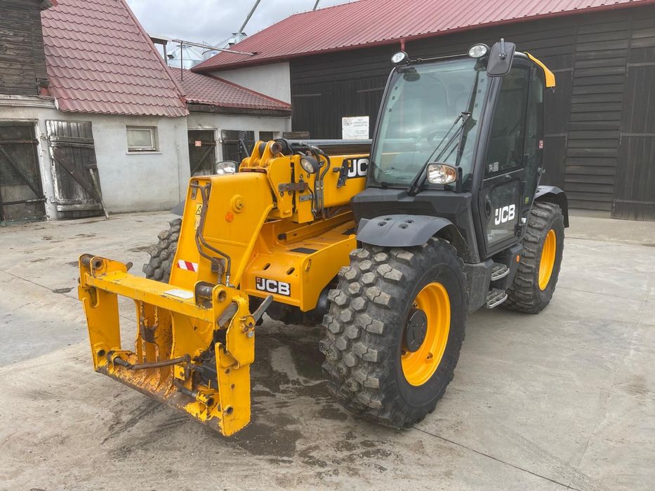 Ładowarka teleskopowa JCB 535-95