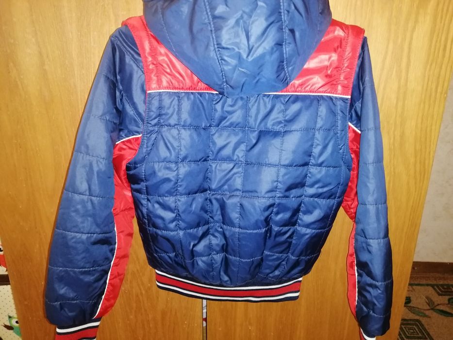 Куртка осінь на 8 - 9 р