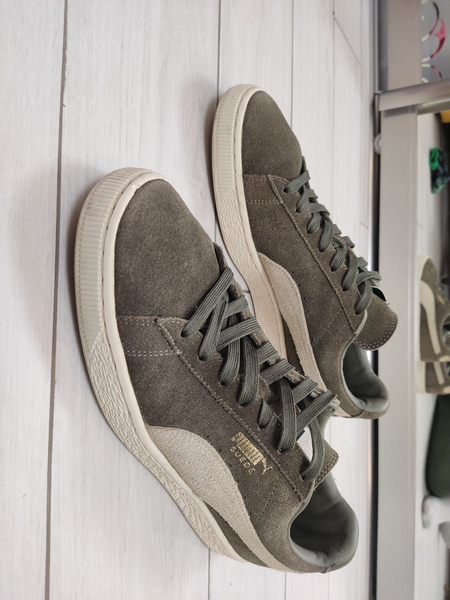 Puma suede khaki