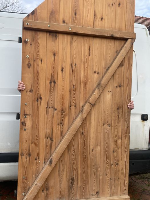 Drzwi drewniane  duże wrota