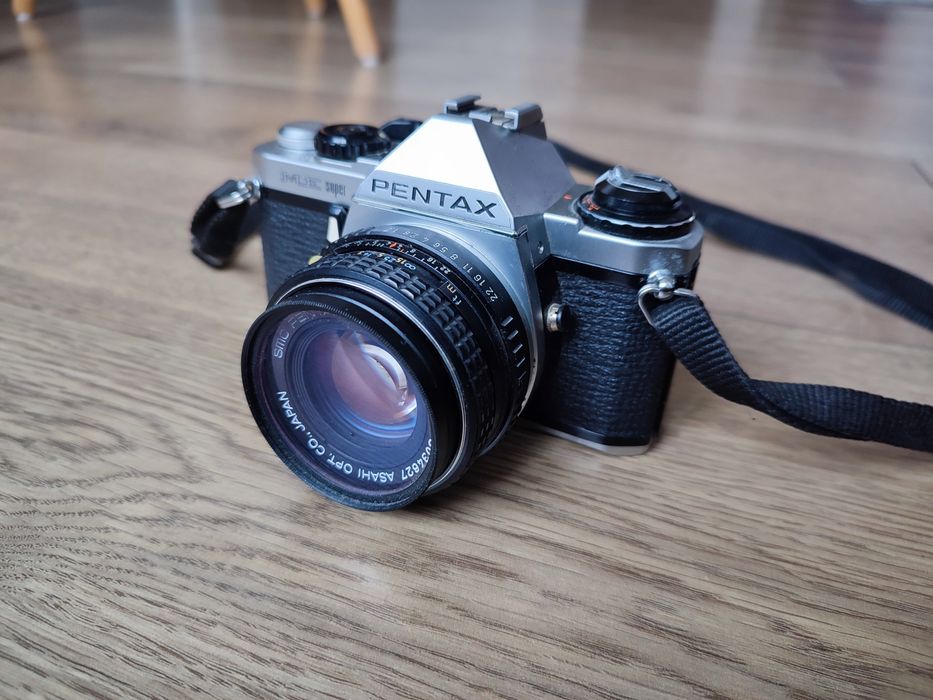 Aparat analogowy Pentax ME super