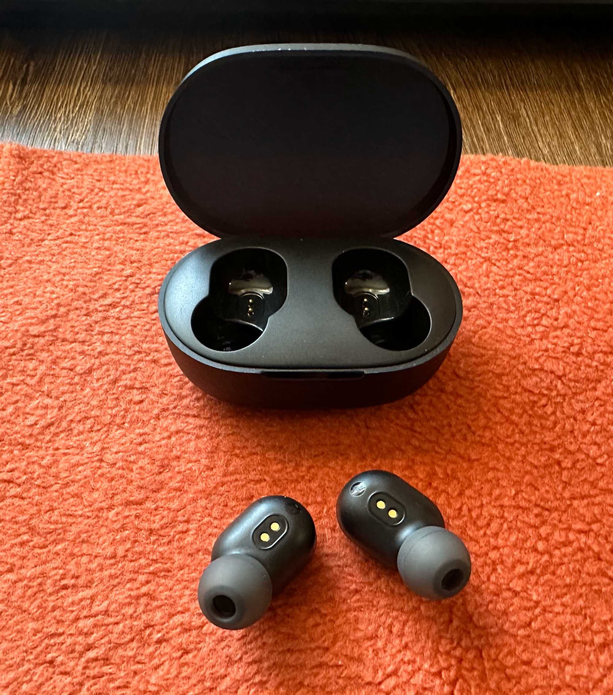 Prawie nowe słuchawki Xiaomi Mi True Wireless Earbuds Basic 2 - czarne