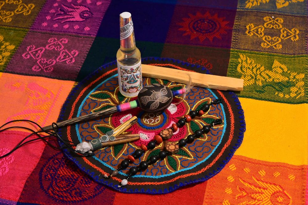 ZESTAW Shipibo Ayahuasca Icaro Palo Santo Kuripe Agua Florida Amazonia