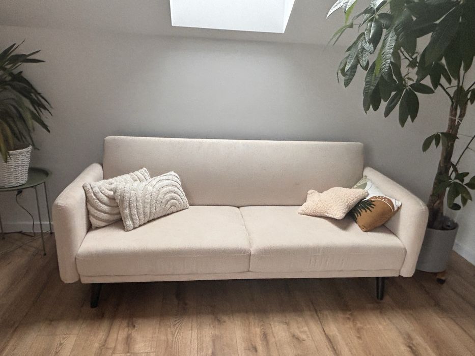 Kanapa bezowa rozkladana - za darmo