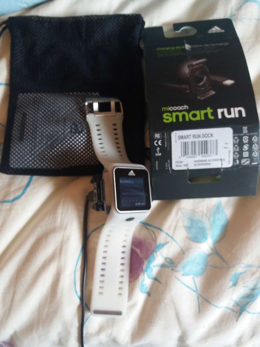 Фітнес-годинник Adidas Micoach Smart Run. В комплекте.